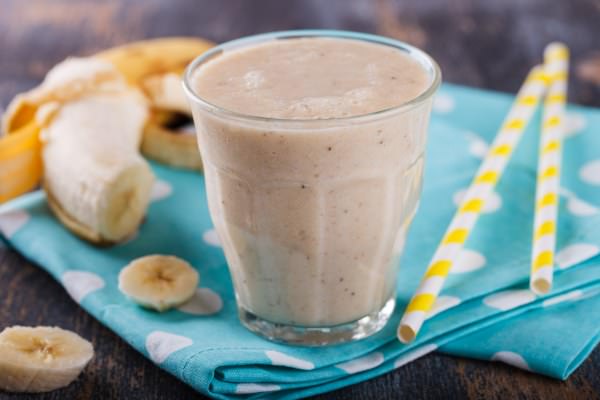 Bananen-Mandelmus-Shake - Culinaria Vegan
